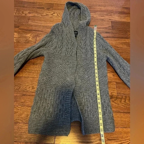 America Eagle 🦅 Women’s Hand Knit 100% Wool Sweater Cardigan Sz M - Picture 6 of 7